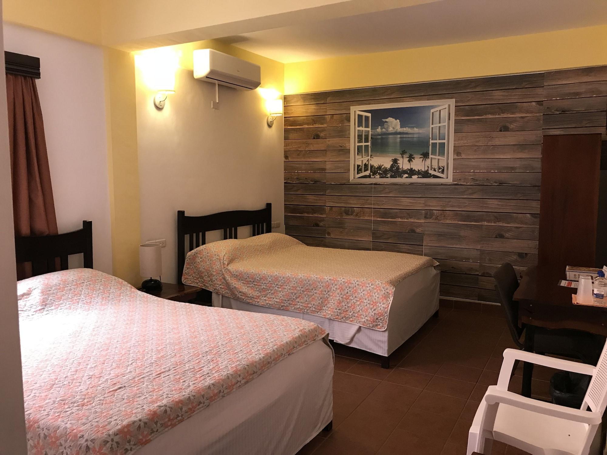 Easy Inn Hotel Belize City Ngoại thất bức ảnh
