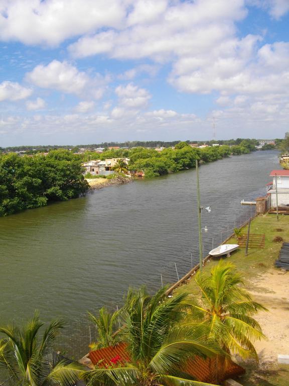 Easy Inn Hotel Belize City Ngoại thất bức ảnh